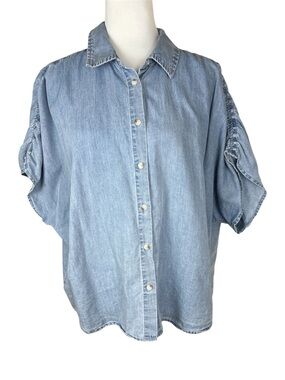Code Bleu Light Blue Denim Button-Up scrunched shoulders short sleeve Shirt L